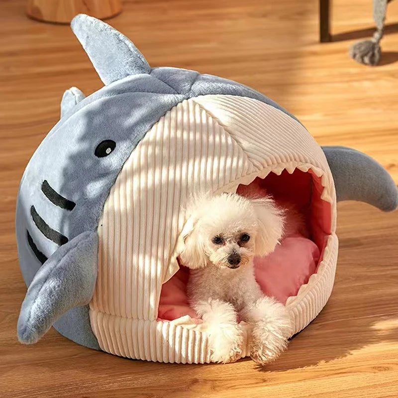 Warm Cat Bed – Cartoon Shark Design